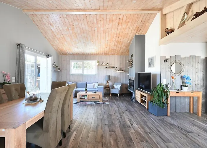 Maison Familiale A Saint-clement, Proche Plage, Jardin, Cheminee, Bbq, 3 Ch, Internet - Fr-1-434-114 * Saint-Clément-des-Baleines