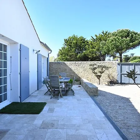 Holiday home Maison Familiale A Saint-clement, Proche Plage, Jardin, Cheminee, Bbq, 3 Ch, Internet - Fr-1-434-114